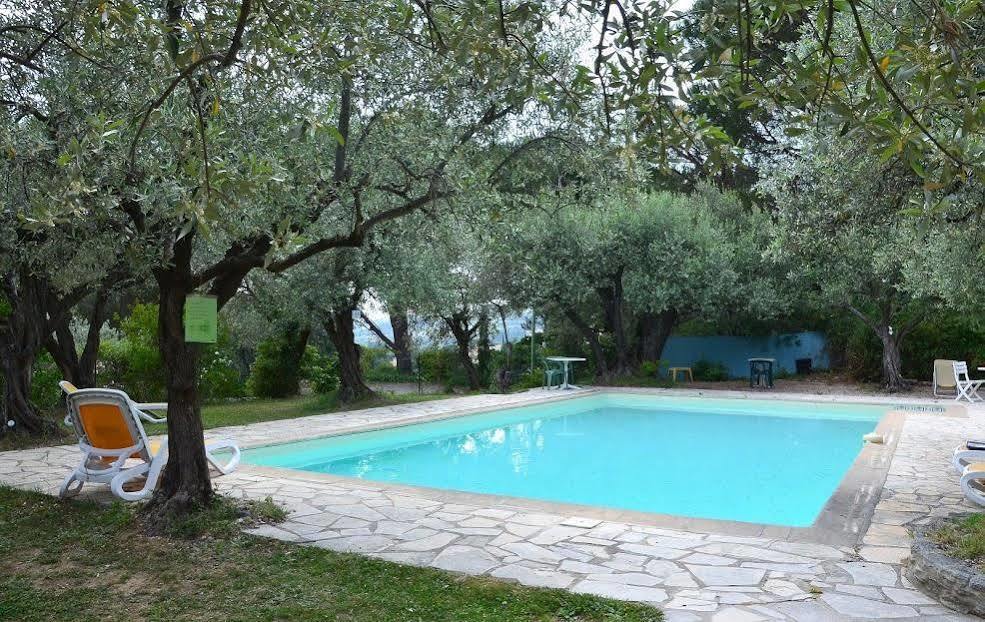 La Picholine En Provence Nyons Exterior foto