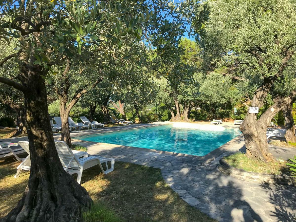La Picholine En Provence Nyons Exterior foto